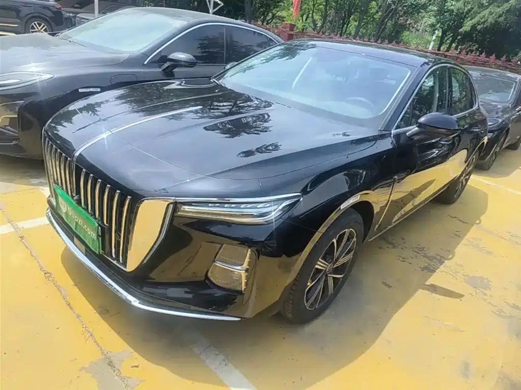 Hongqi H5 PHEV 2025 130 Super Hybrid Edition — миниатюра 1