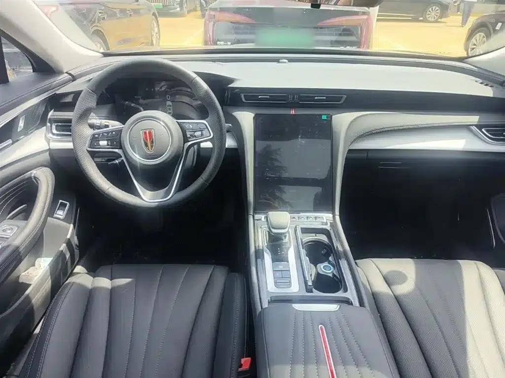 Hongqi H5 PHEV 2025 130 Super Hybrid Edition — миниатюра 10