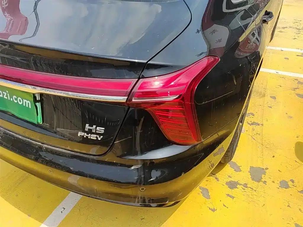 Hongqi H5 PHEV 2025 130 Super Hybrid Edition — миниатюра 8