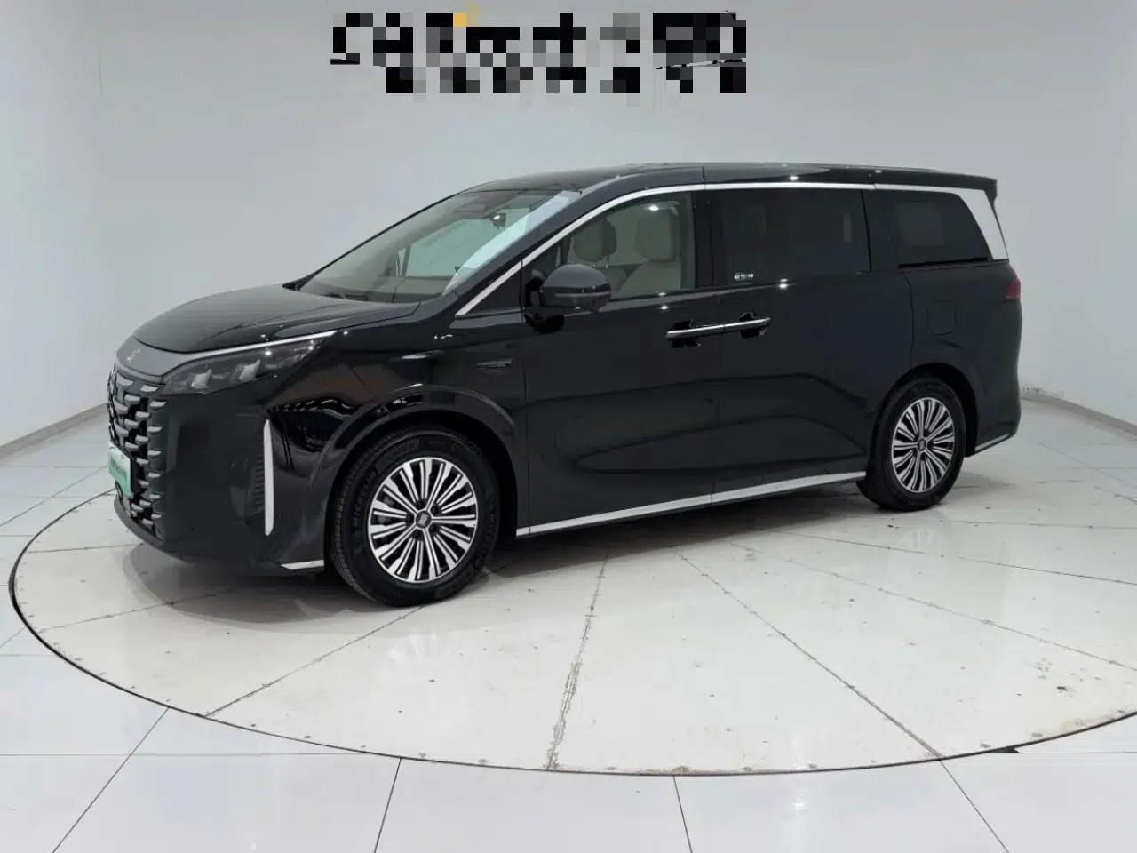 BYD Xia 2025 DM-i 1.5T 180km Beyond Edition — миниатюра 1