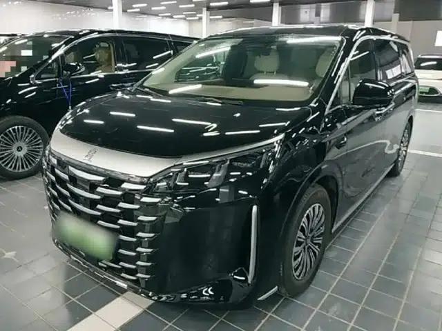 BYD Xia 2025 DM-i 1.5T 180km Beyond Edition