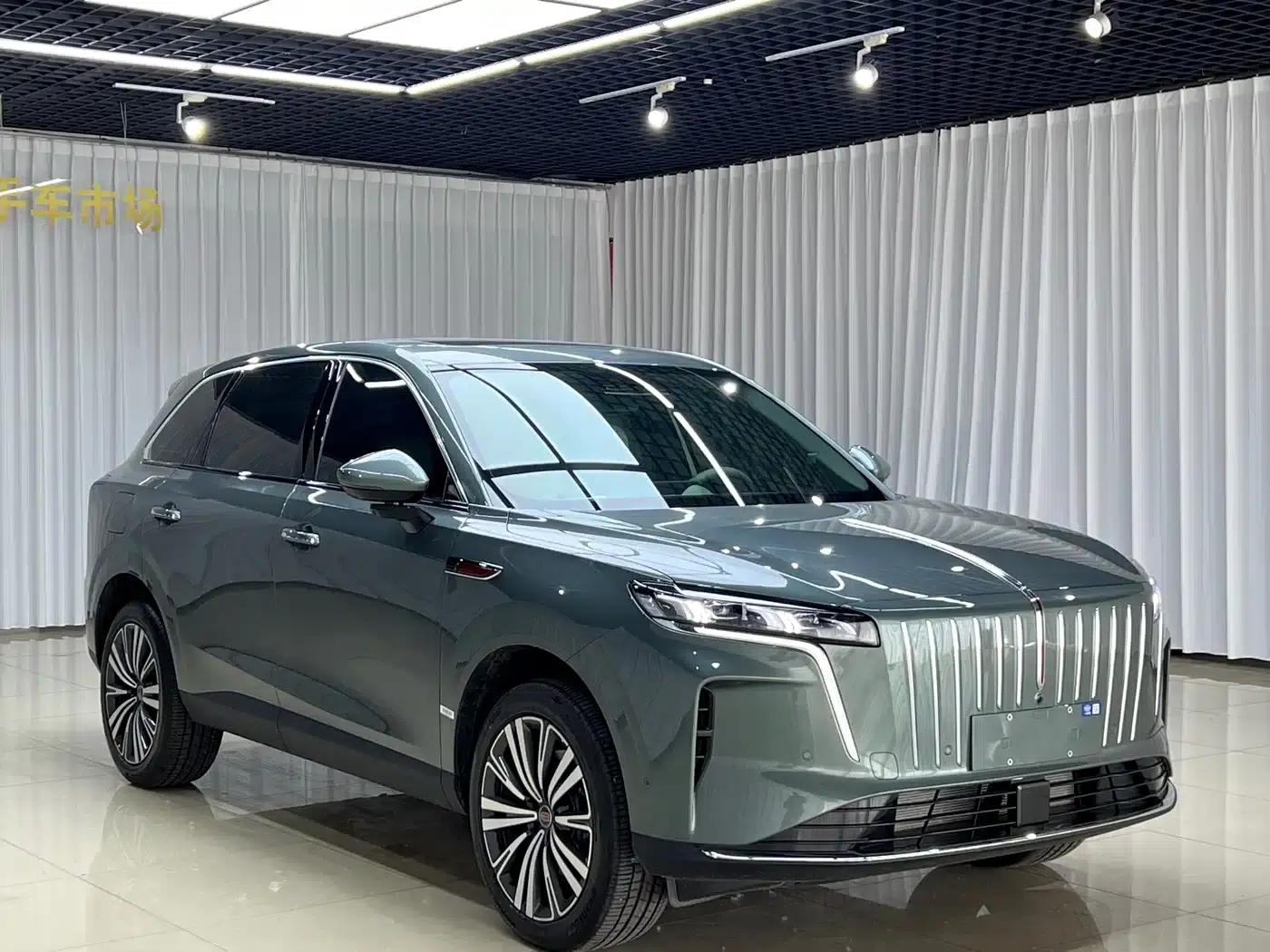 Hongqi HS6 PHEV 2026 Model 240 Intelligent Hybrid — миниатюра 3