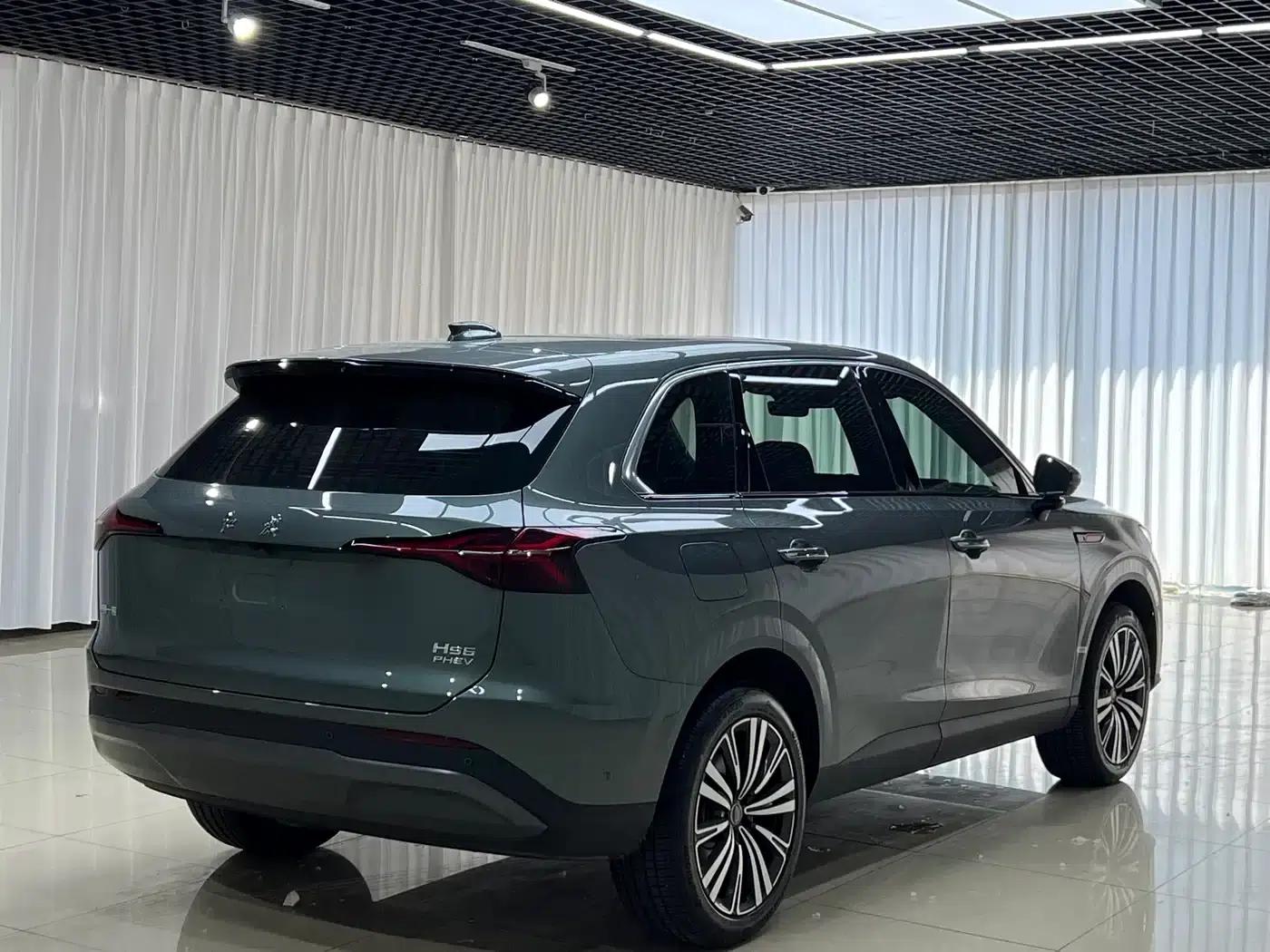 Hongqi HS6 PHEV 2026 Model 240 Intelligent Hybrid — миниатюра 4