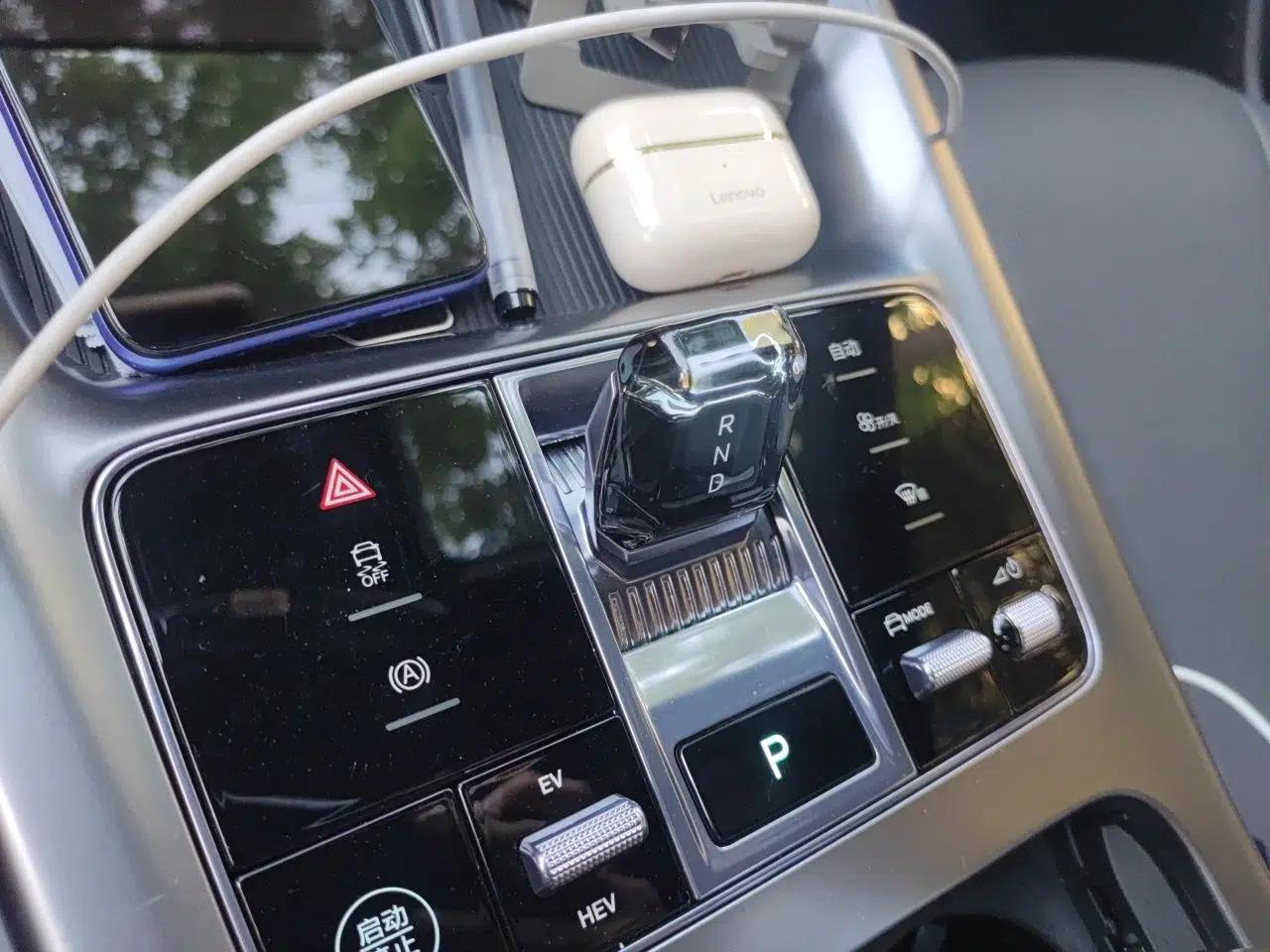 BYD Seal 07 DM-i 2025 DM-i 1.5L 70km Elite Model — миниатюра 15
