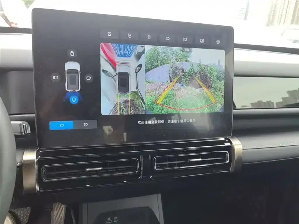 iCAR 03T 2024 Model 501km Four-Wheel Drive Long Range Version — миниатюра 13