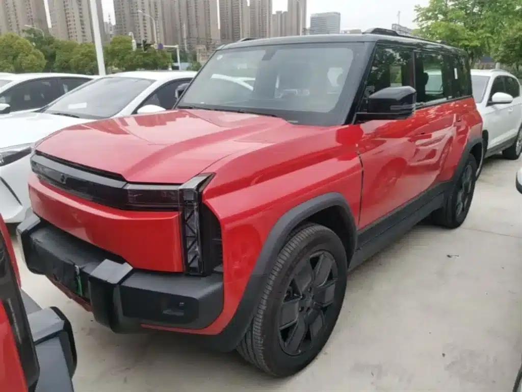 iCAR 03T 2024 Model 501km Four-Wheel Drive Long Range Version — миниатюра 2