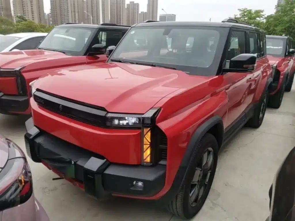 iCAR 03T 2024 Model 501km Four-Wheel Drive Long Range Version — миниатюра 2
