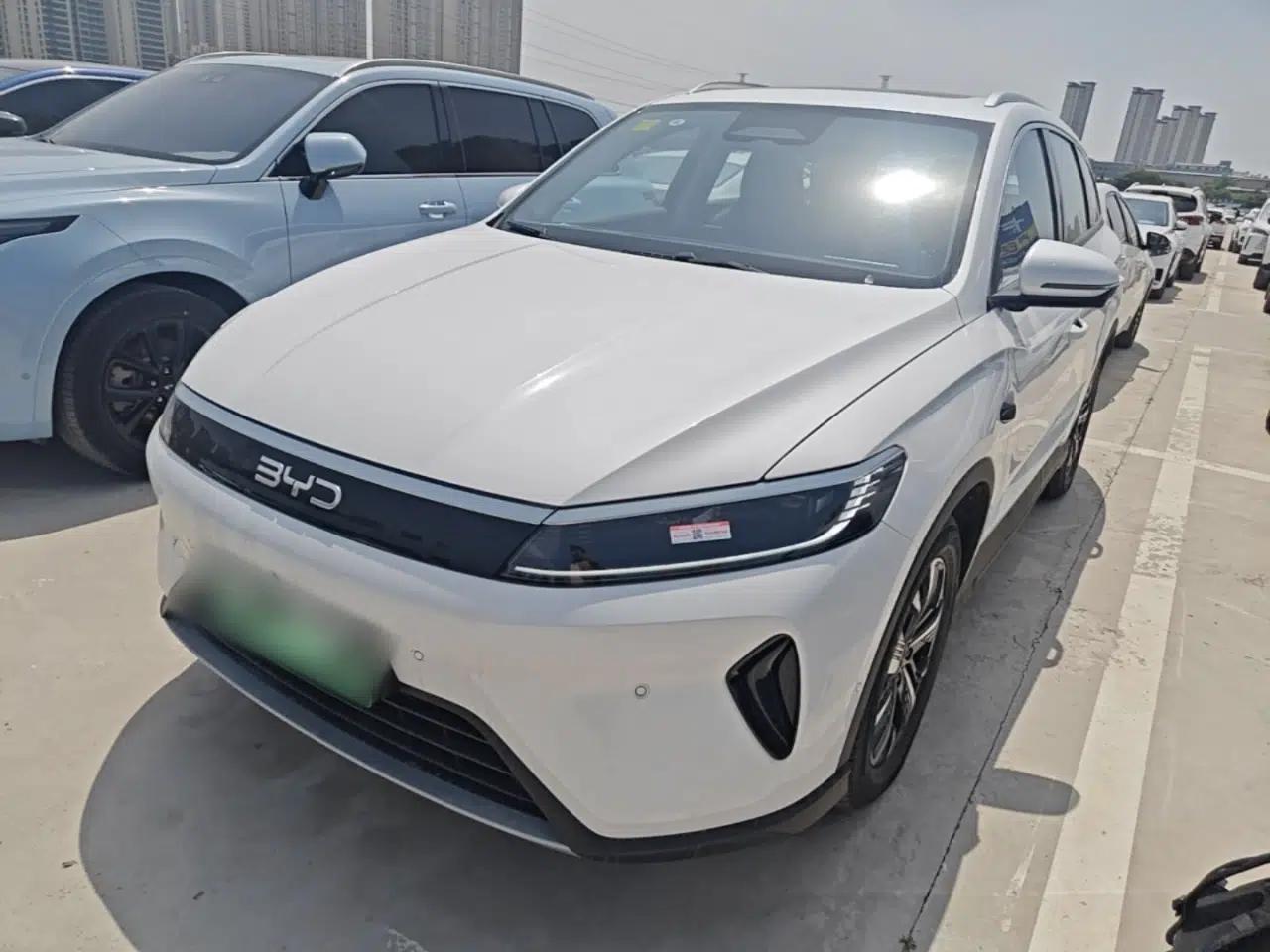 BYD Sealion 05 DM-i 2025 DM-i Intelligent Driving 75KM Prestige Model — миниатюра 1