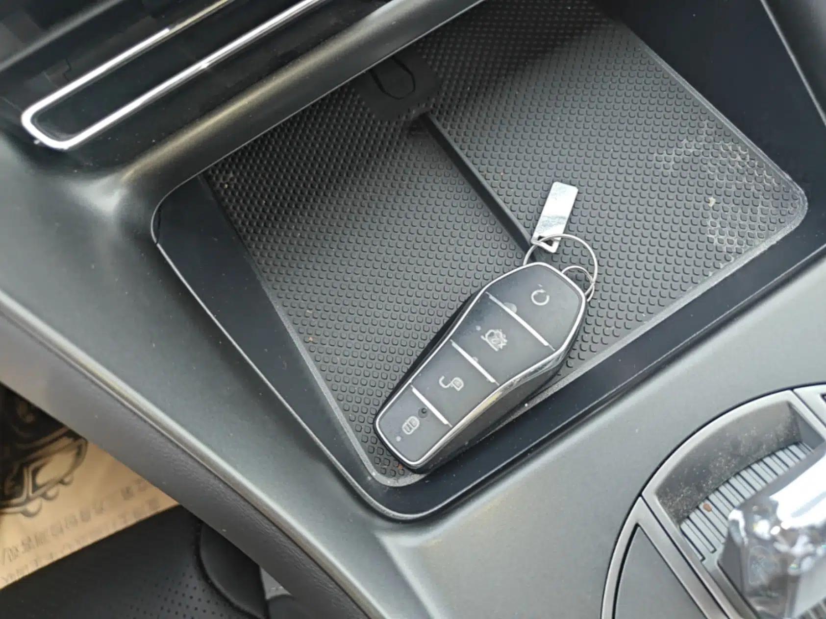 BYD Sealion 05 DM-i 2025 DM-i Intelligent Driving 75KM Prestige Model — миниатюра 12