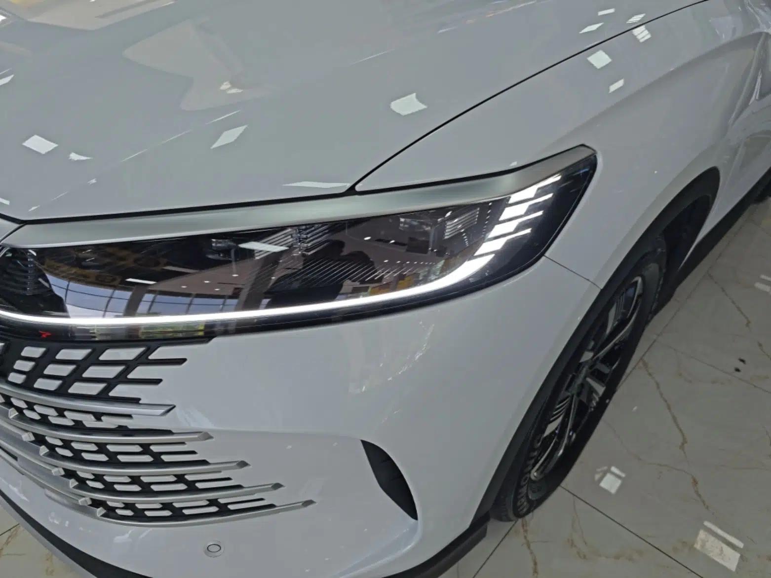 BYD Sealion 05 DM-i 2025 DM-i 115KM Prestige Model — миниатюра 5