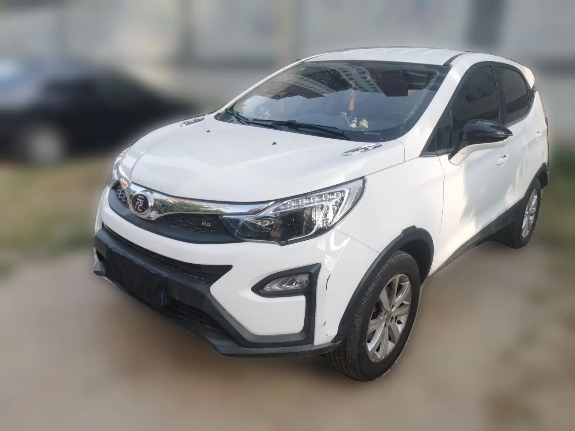 BYD Yuan 2017 1.5L Automatic Cool & Stylish Model — миниатюра 1