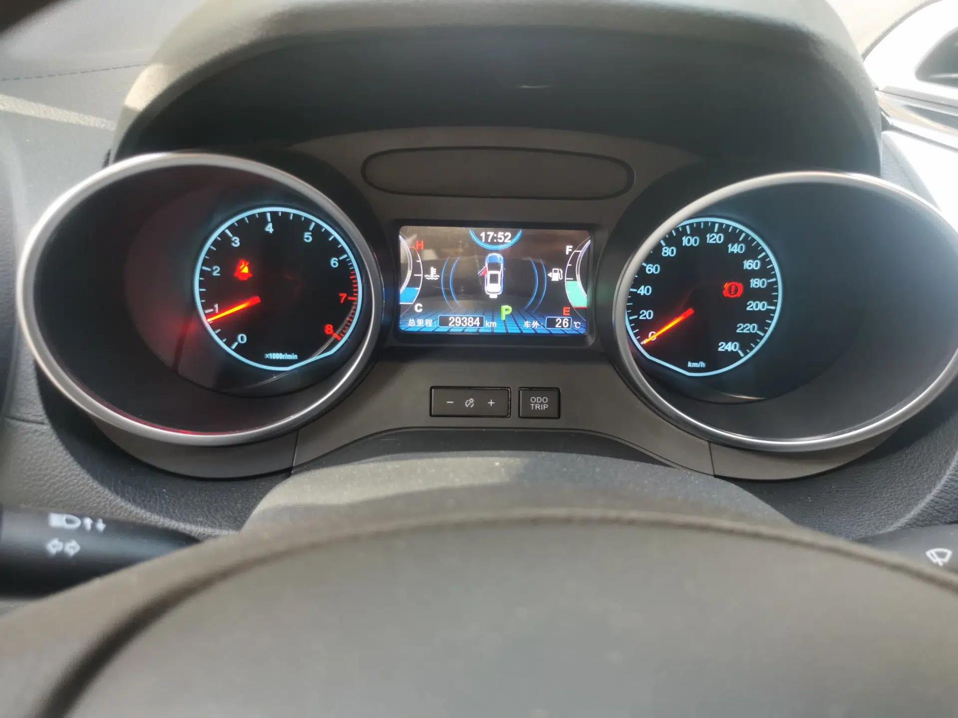 BYD Yuan 2017 1.5L Automatic Cool & Stylish Model — миниатюра 13