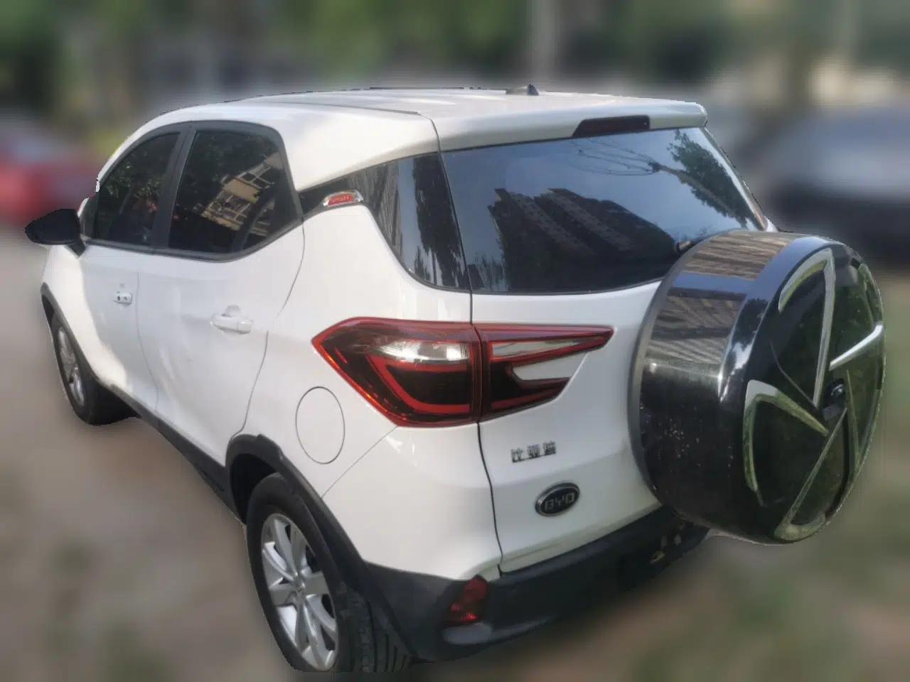 BYD Yuan 2017 1.5L Automatic Cool & Stylish Model — миниатюра 4