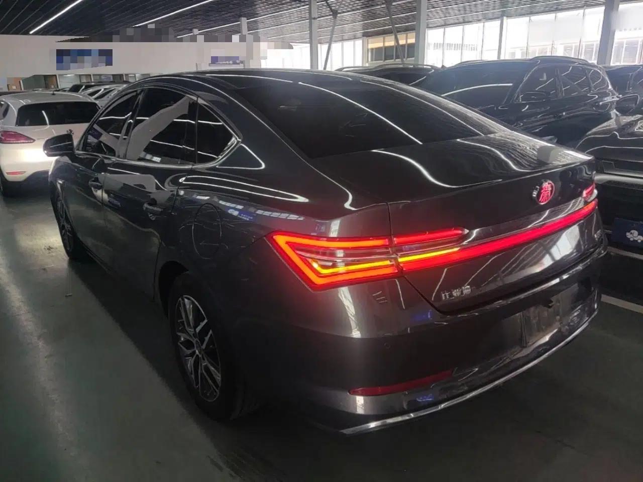 BYD Qin Pro New Energy 2019 DM Super Edition 1.5TI Automatic Smart Connect Enjoyment Model China VI Standard — миниатюра 4