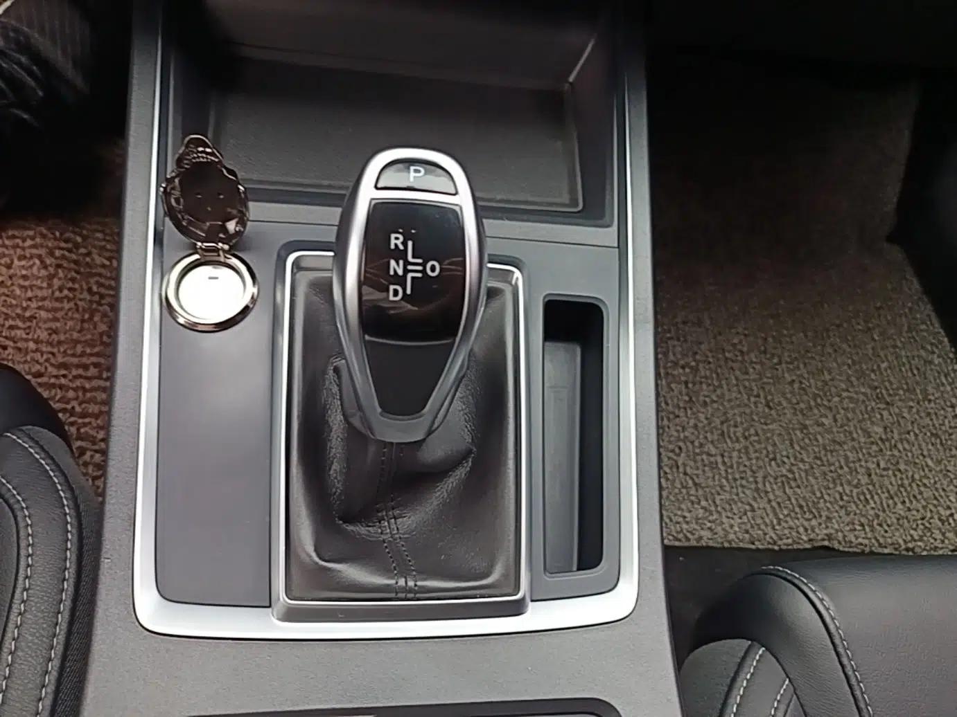 BYD Qin Pro 2018 1.5TI Automatic Smart Connect Fendong Model — миниатюра 17