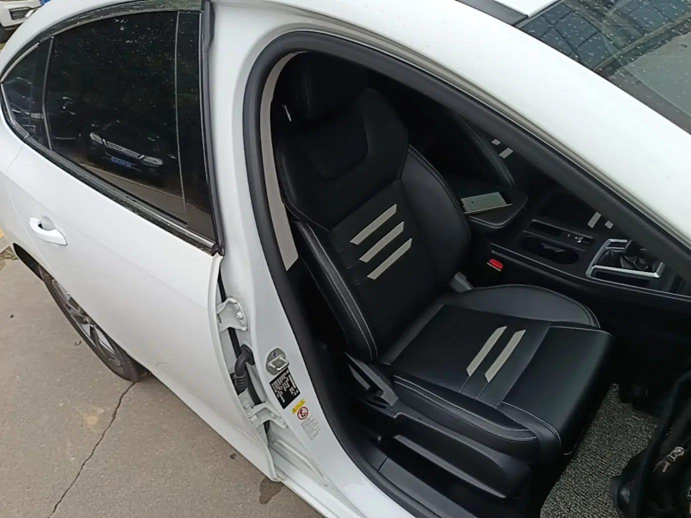 BYD Qin Pro 2018 1.5TI Automatic Smart Connect Fendong Model — миниатюра 23