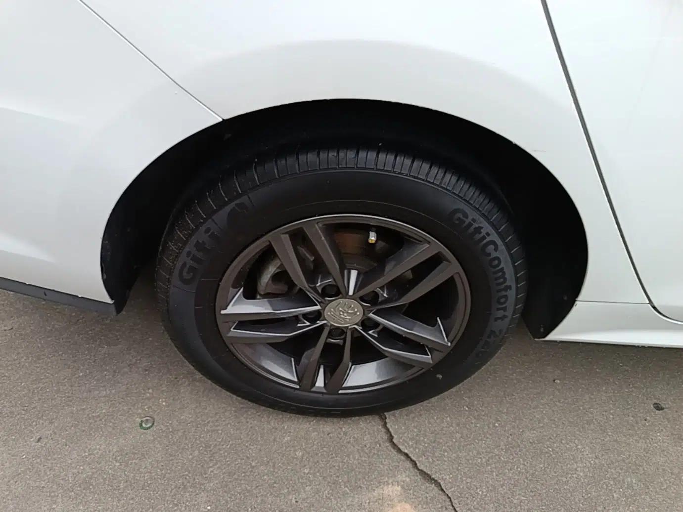 BYD Qin Pro 2018 1.5TI Automatic Smart Connect Fendong Model — миниатюра 10