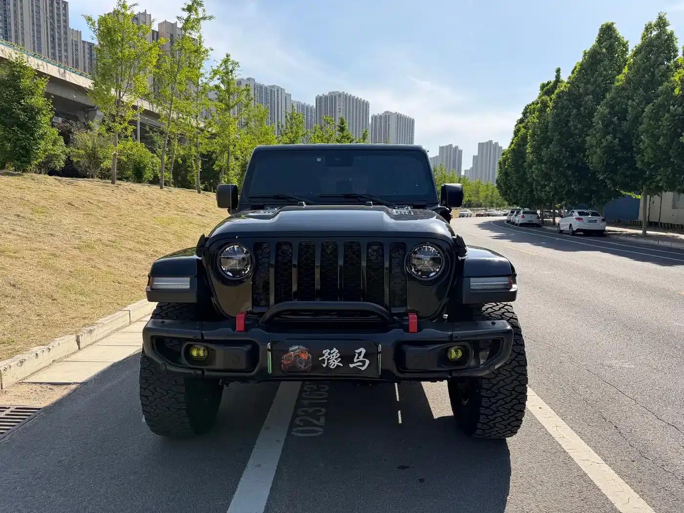 Jeep Wrangler New Energy 2021 Model 4-Door 2.0T 4xe Sahara — миниатюра 2
