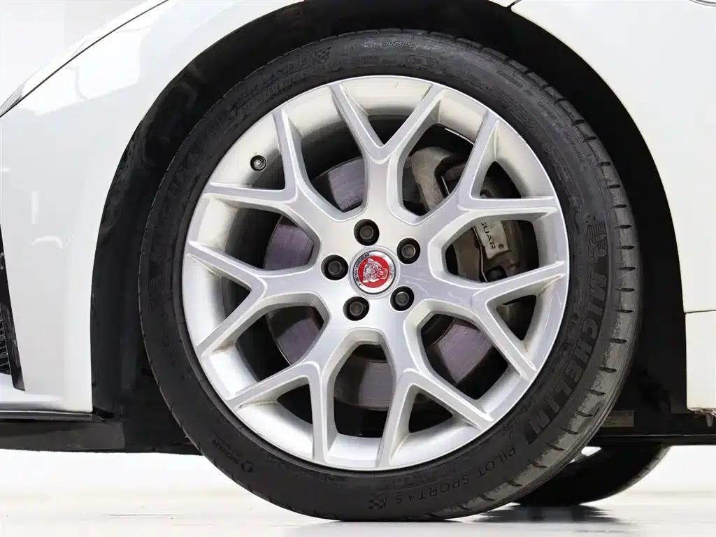 Jaguar F-TYPE 2018 3.0 SC Hardtop — миниатюра 27