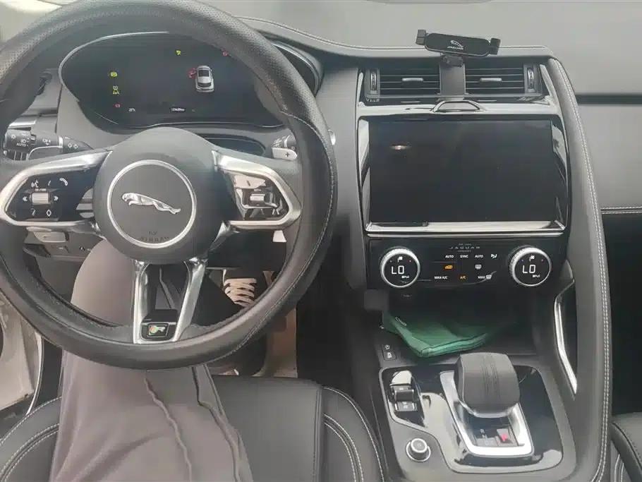 2024 Jaguar E-PACE R-DYNAMIC S — миниатюра 12