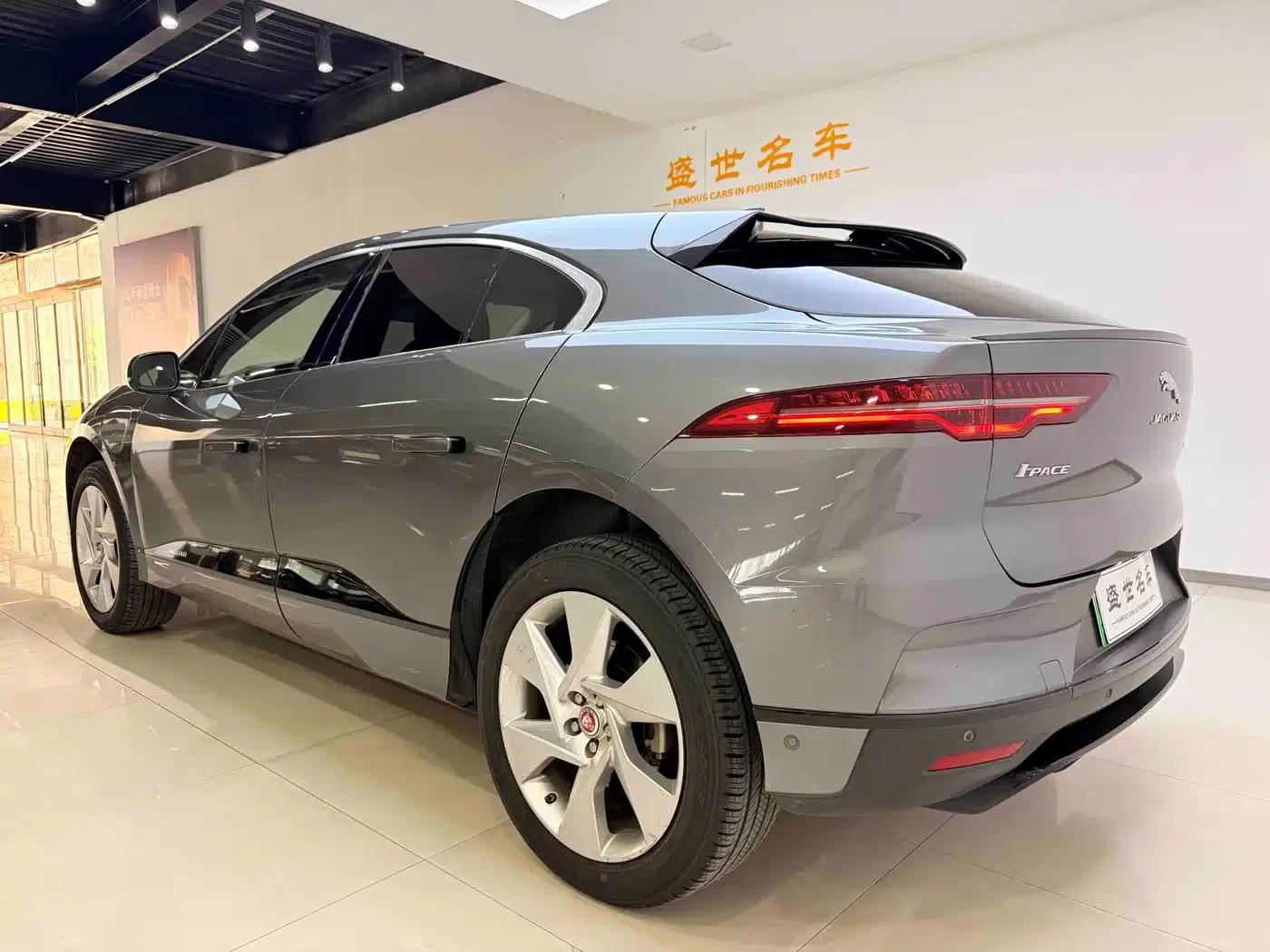 Jaguar I-PACE 2018 EV400 SE — миниатюра 12