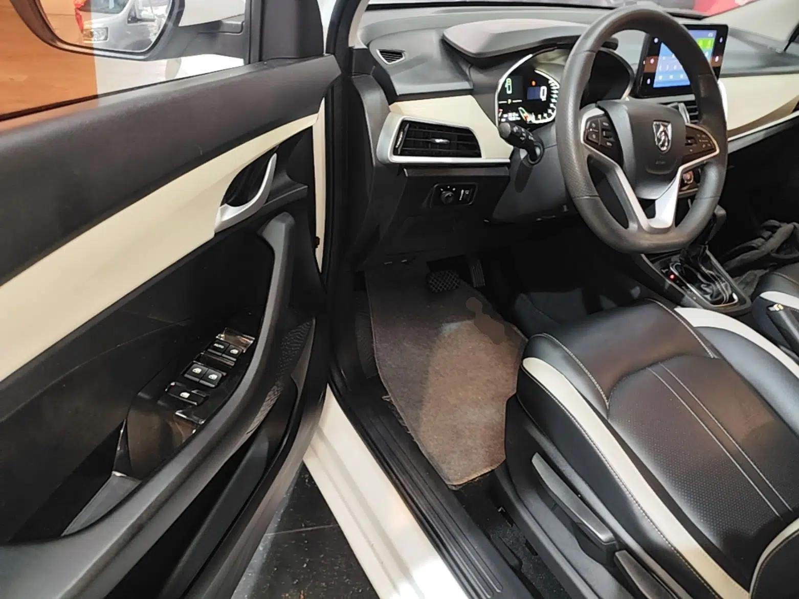 Baojun 360 2019 1.5L CVT Elite Version China VI — миниатюра 19
