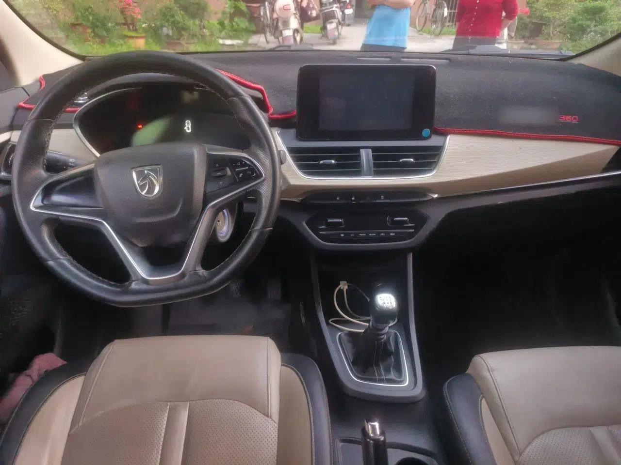 Baojun 360 2018 1.5L Manual Luxury Edition China V — миниатюра 10