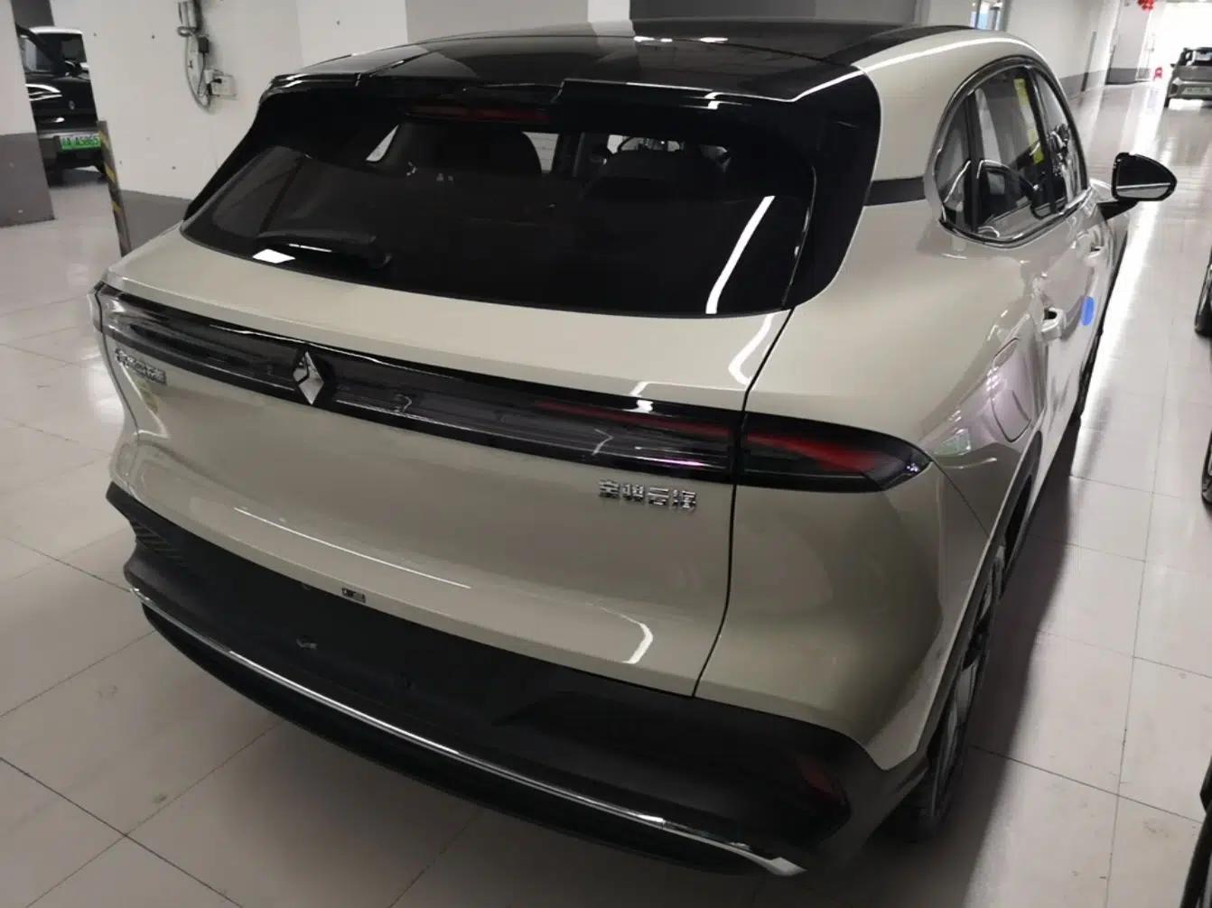 Baojun Yunhai 2026 Model 140km Plug-in Hybrid Standard Edition — миниатюра 4