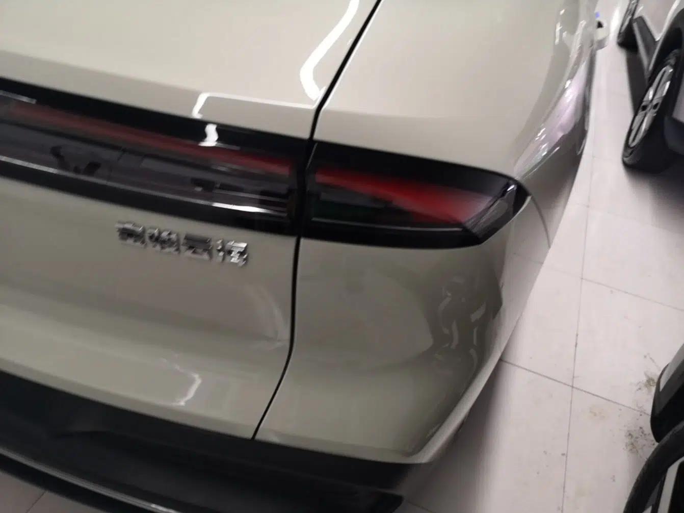 Baojun Yunhai 2026 Model 140km Plug-in Hybrid Standard Edition — миниатюра 8