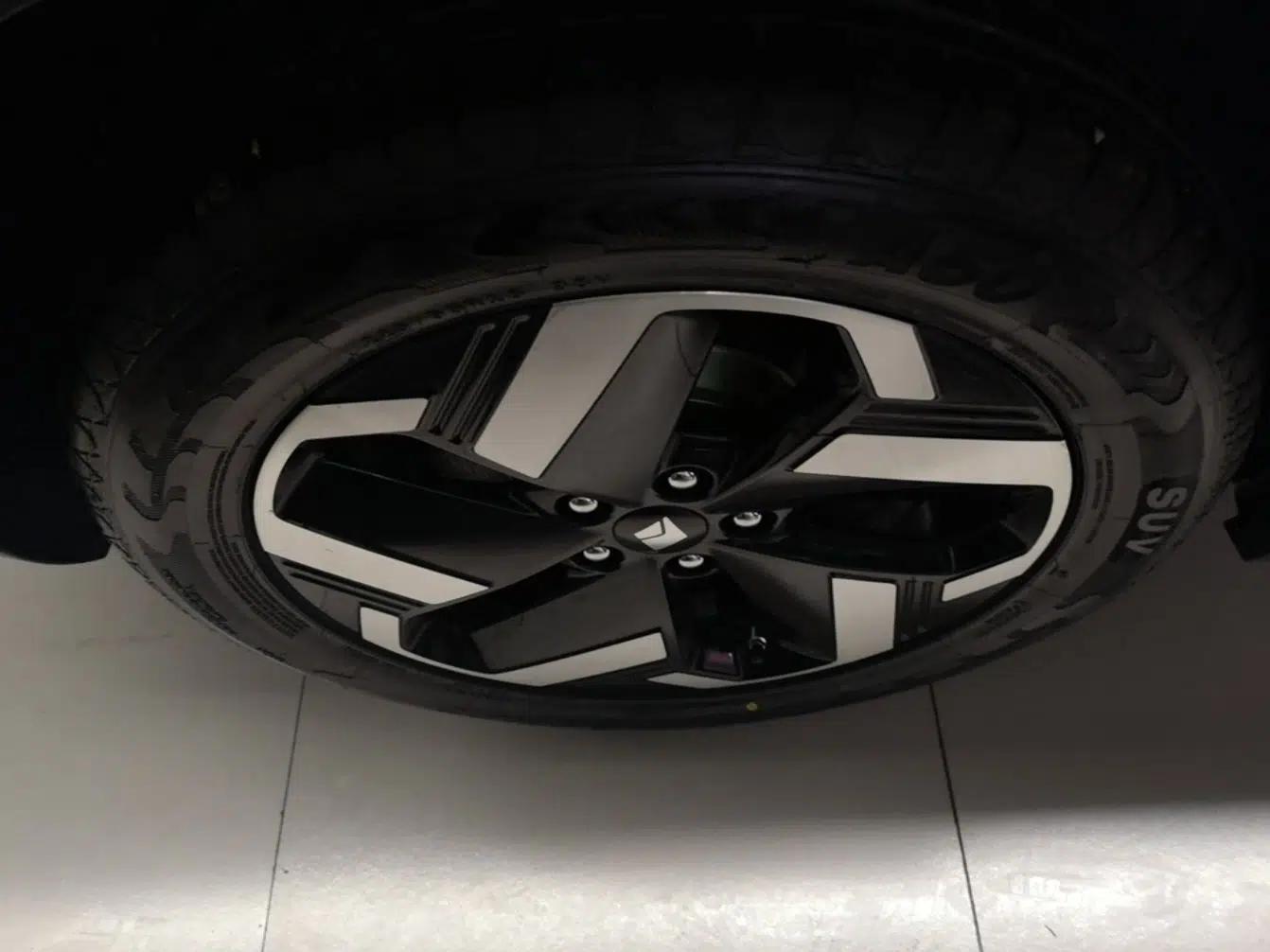 Baojun Yunhai 2026 Model 140km Plug-in Hybrid Standard Edition — миниатюра 10