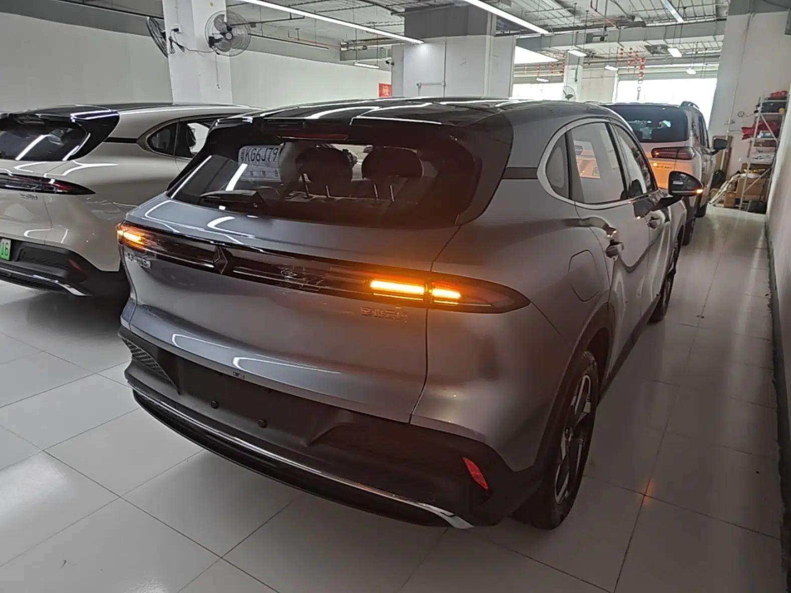 Baojun Yunhai 2026 Model 140km Plug-in Hybrid Standard Edition — миниатюра 4