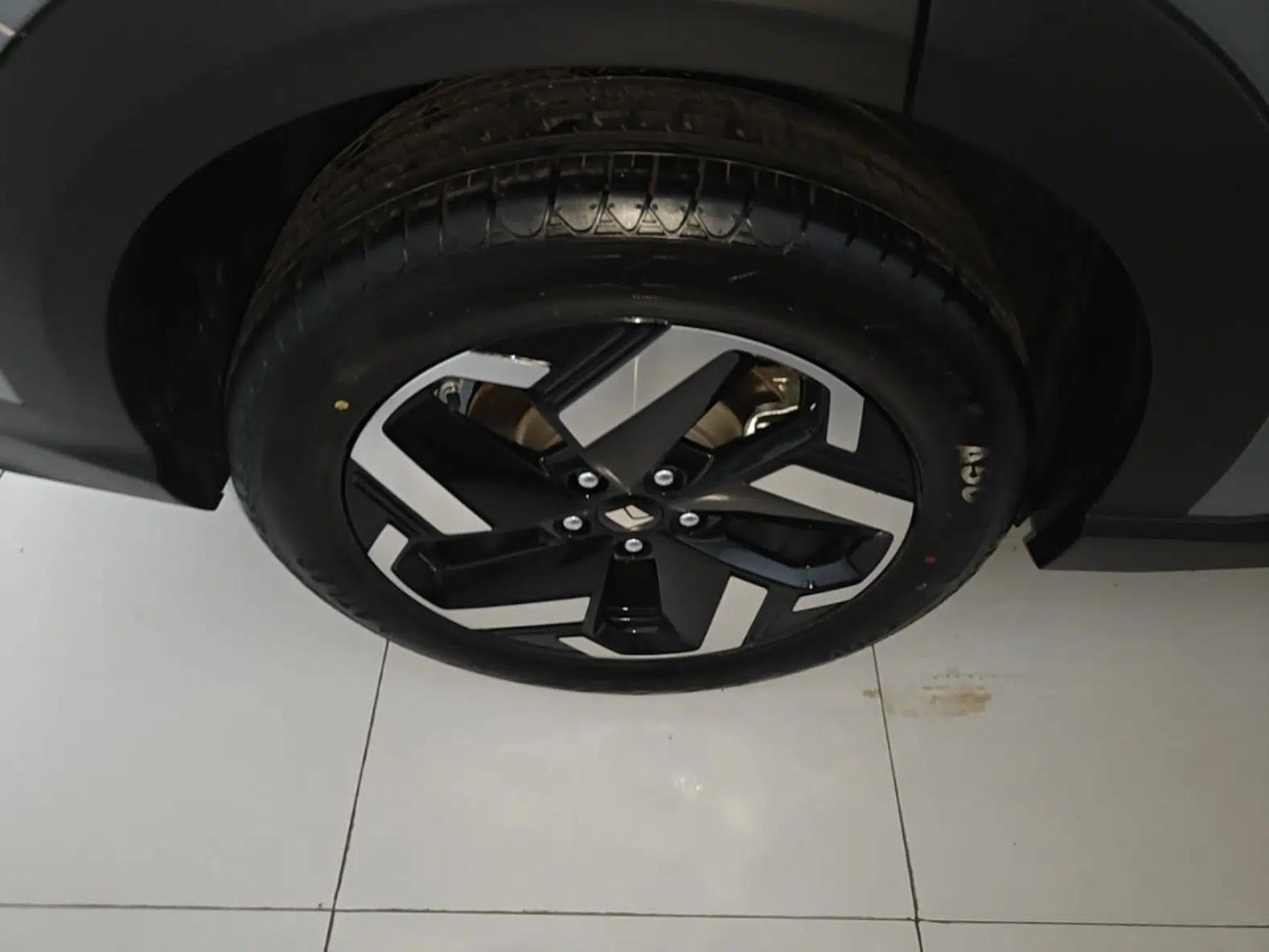 Baojun Yunhai 2026 Model 140km Plug-in Hybrid Standard Edition — миниатюра 10