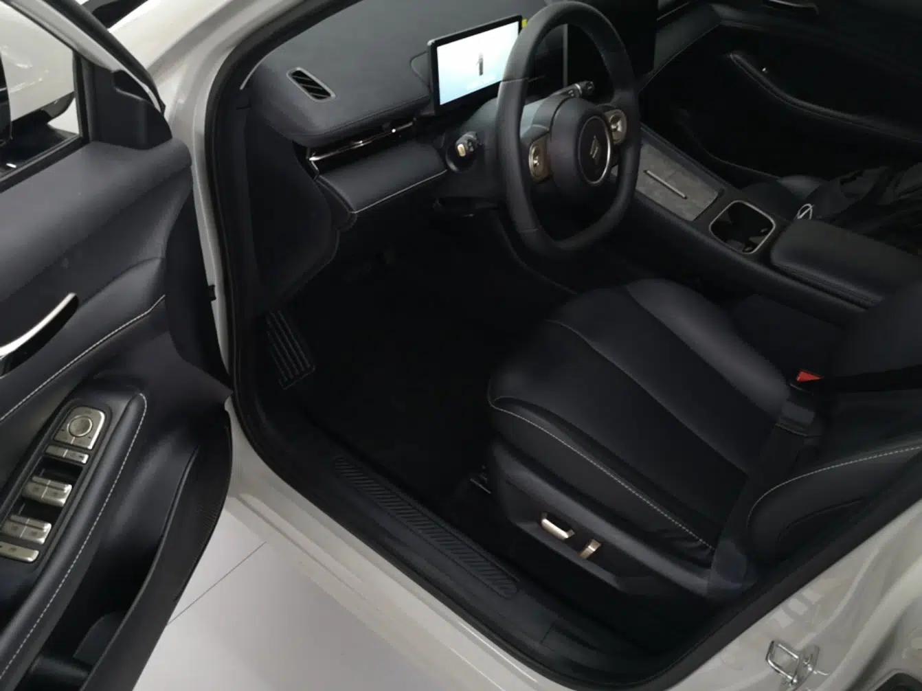 Baojun Yunhai 2024 140km Plug-in Hybrid Version — миниатюра 18