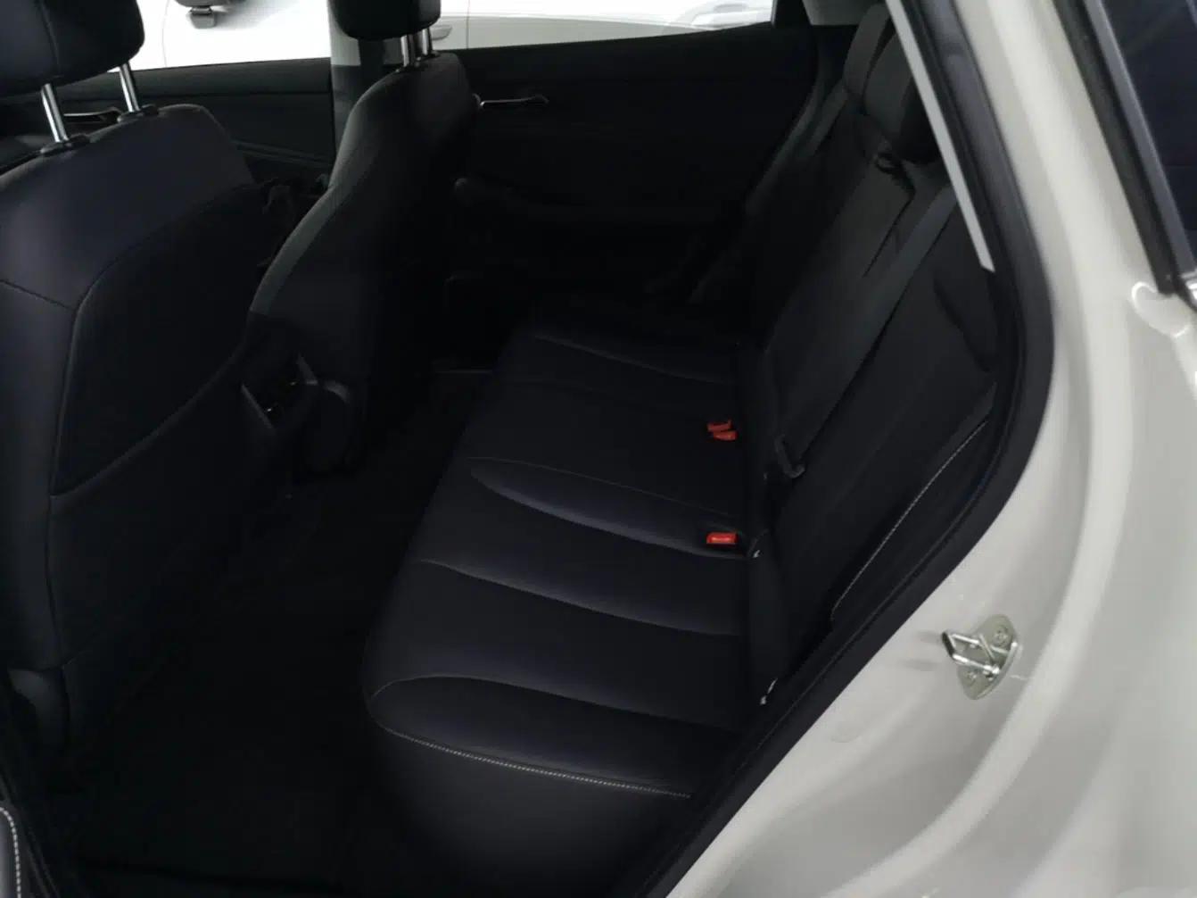 Baojun Yunhai 2024 140km Plug-in Hybrid Version — миниатюра 19