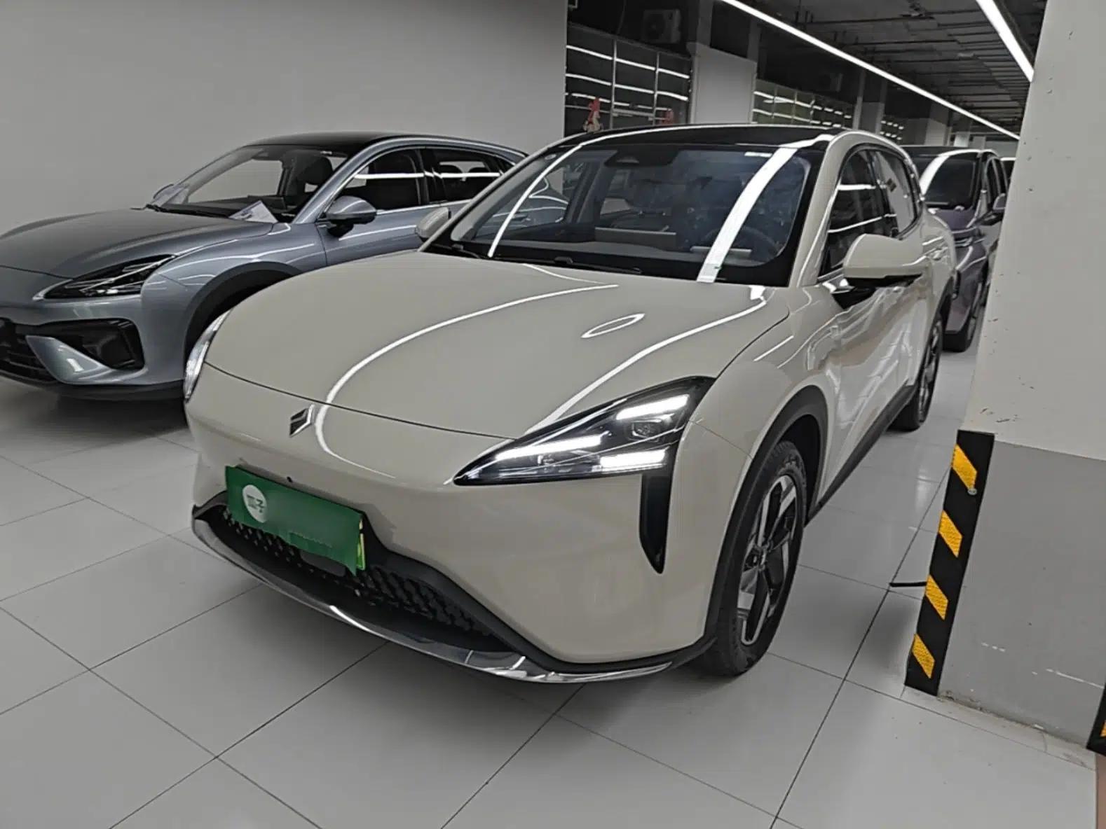 Baojun Yunhai 2026 Model 500km Pure Electric Standard Edition — миниатюра 1
