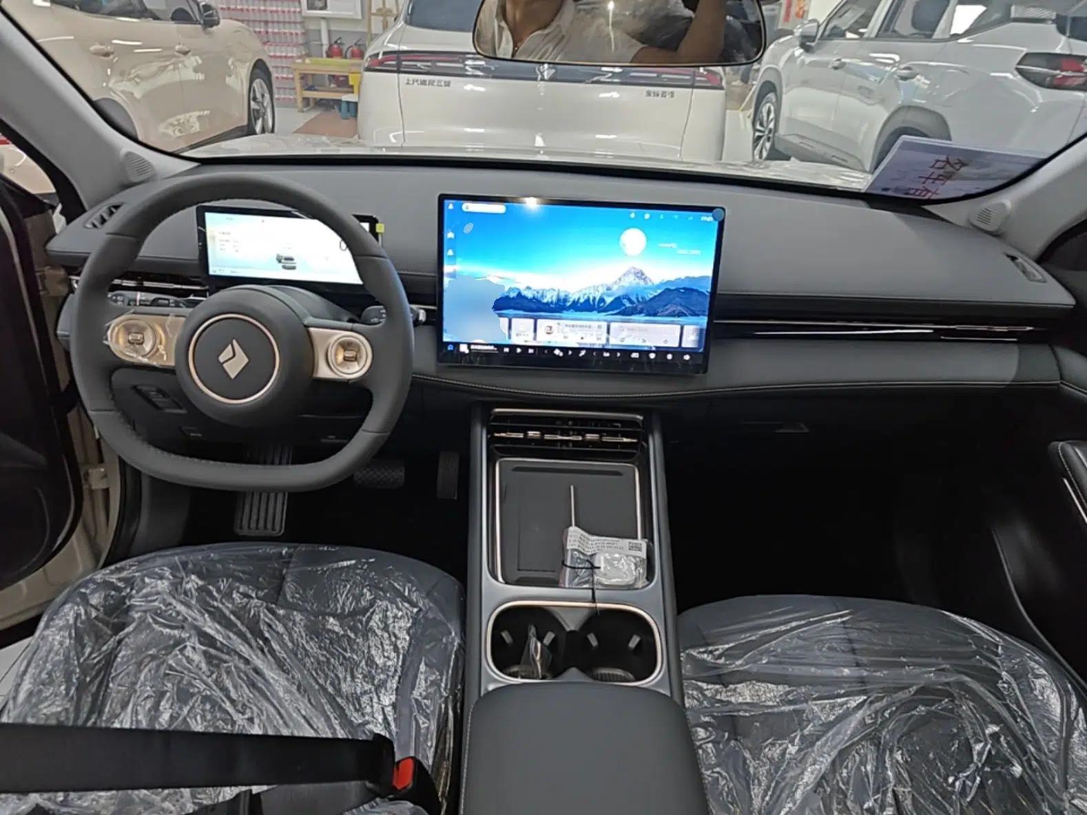 Baojun Yunhai 2026 Model 500km Pure Electric Standard Edition — миниатюра 12