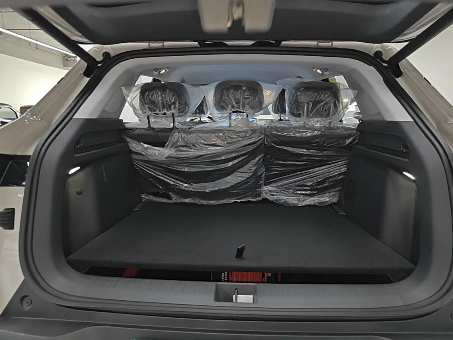 Baojun Yunhai 2026 Model 500km Pure Electric Standard Edition — миниатюра 21
