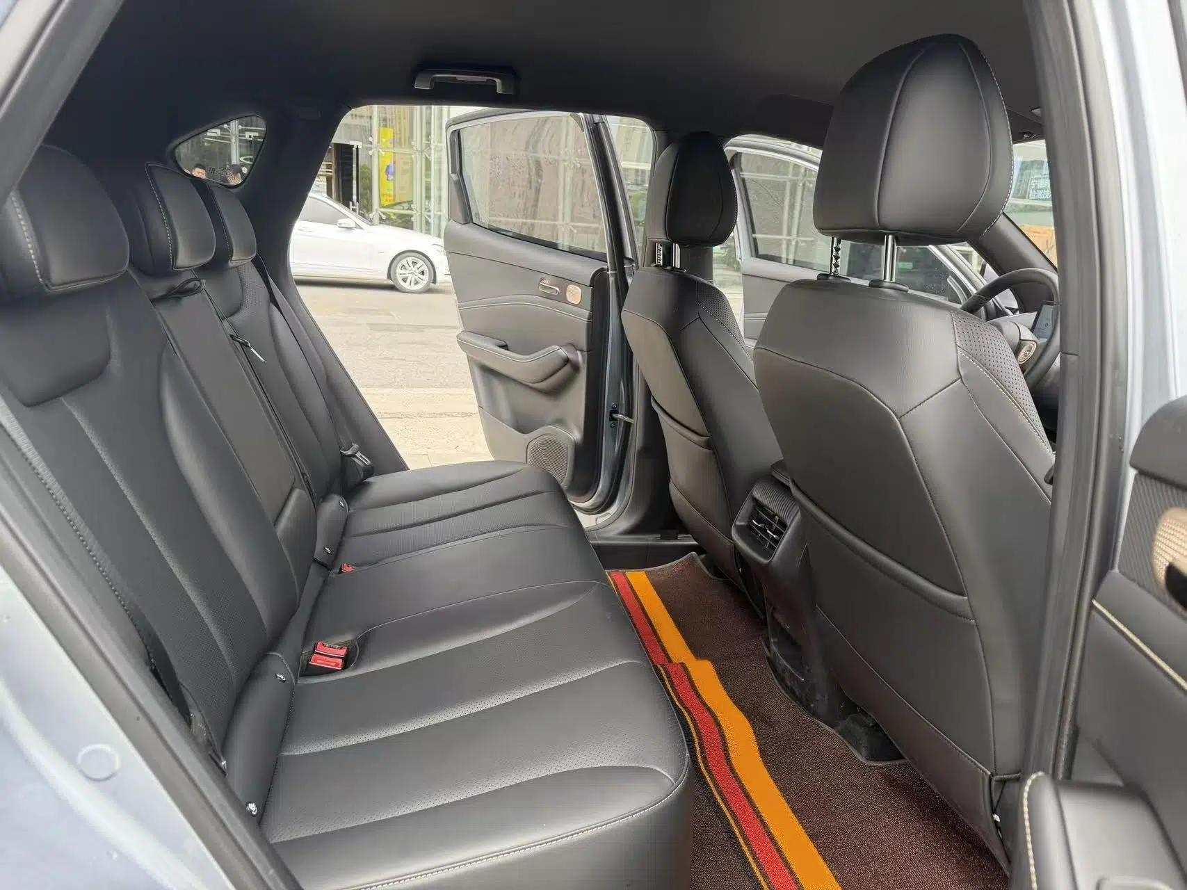 Baojun Yunhai 2024 140km Plug-in Hybrid Version — миниатюра 20