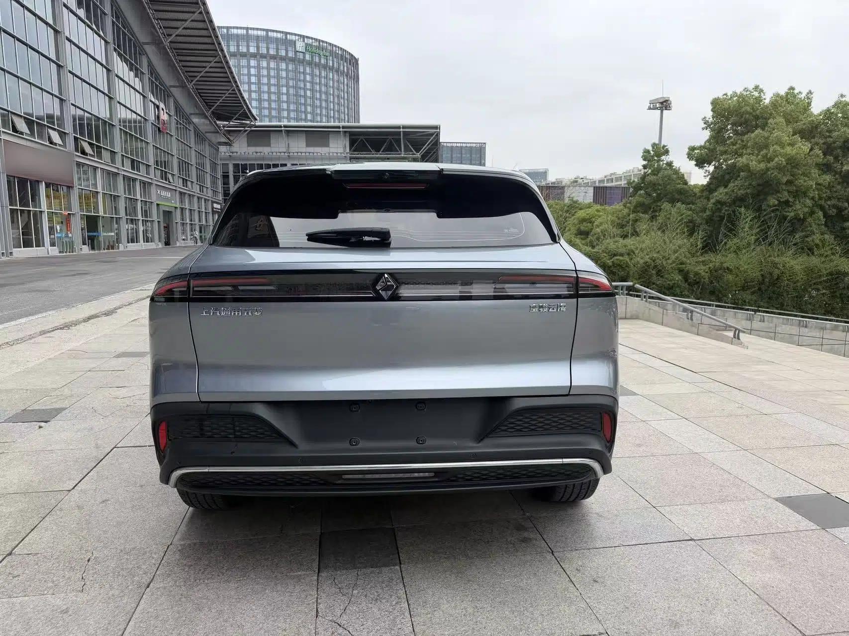 Baojun Yunhai 2024 140km Plug-in Hybrid Version — миниатюра 7