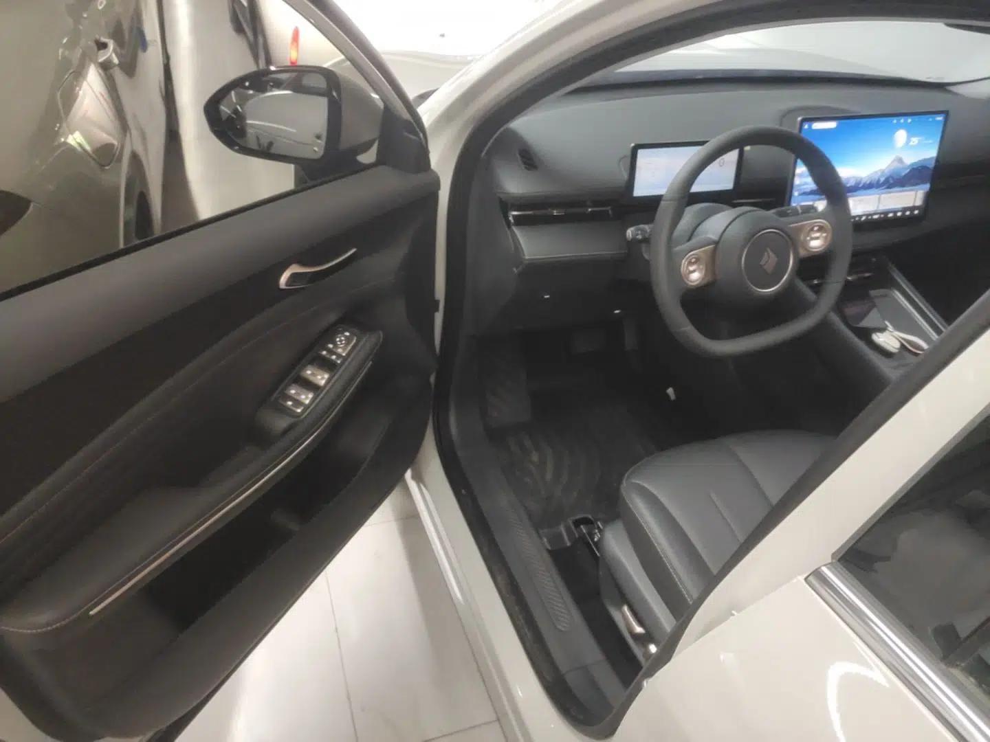 Baojun Yunhai 2025 Model 500km Pure Electric Travel Edition — миниатюра 18