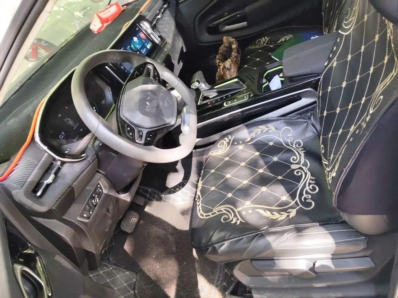 Baojun RM-5 2019 1.5T CVT Elite Version with 24-Hour Online Service 6 Seats — миниатюра 14