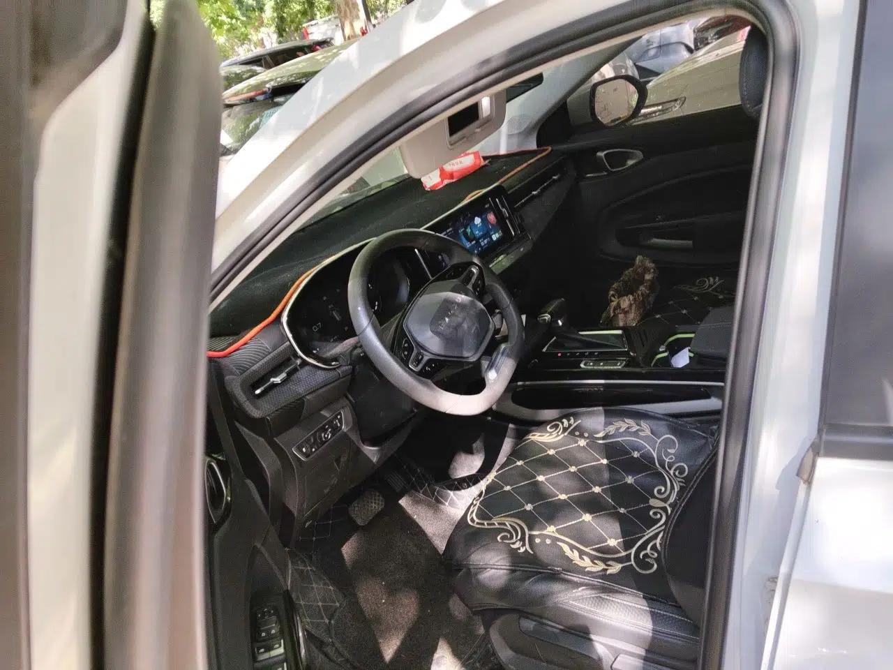 Baojun RM-5 2019 1.5T CVT Elite Version with 24-Hour Online Service 6 Seats — миниатюра 19