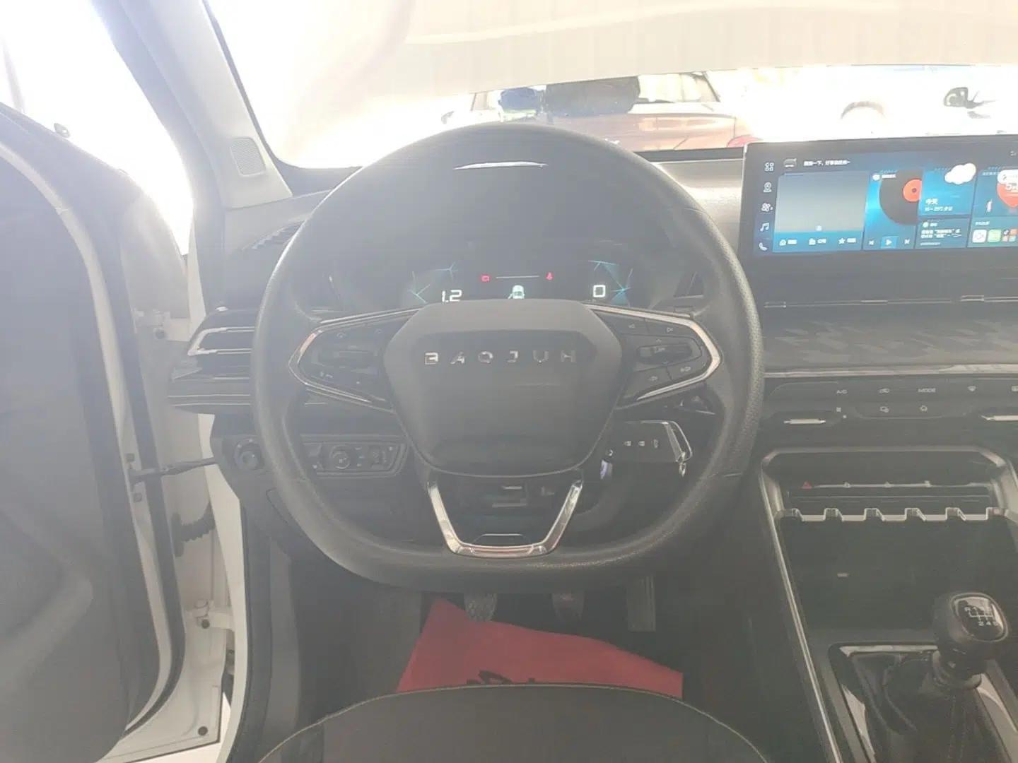 Baojun RS-3 2020 1.5L Manual Smart Elite Edition — миниатюра 13