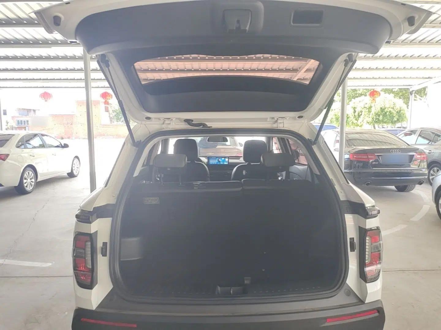 Baojun RS-3 2020 1.5L Manual Smart Elite Edition — миниатюра 21