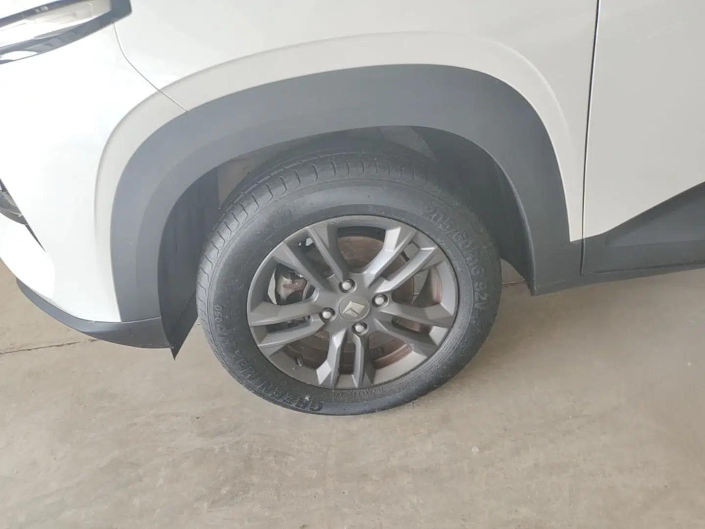 Baojun RS-3 2020 1.5L Manual Smart Elite Edition — миниатюра 9