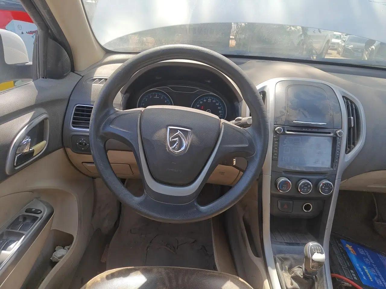Baojun 630 2013 1.5L manual Comfort trim — миниатюра 11