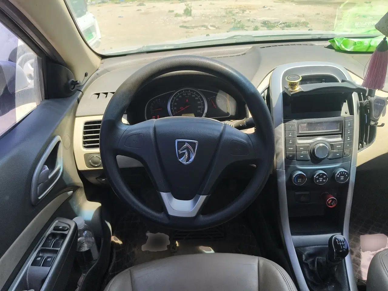 Baojun 630 2013 1.5L manual standard version — миниатюра 11