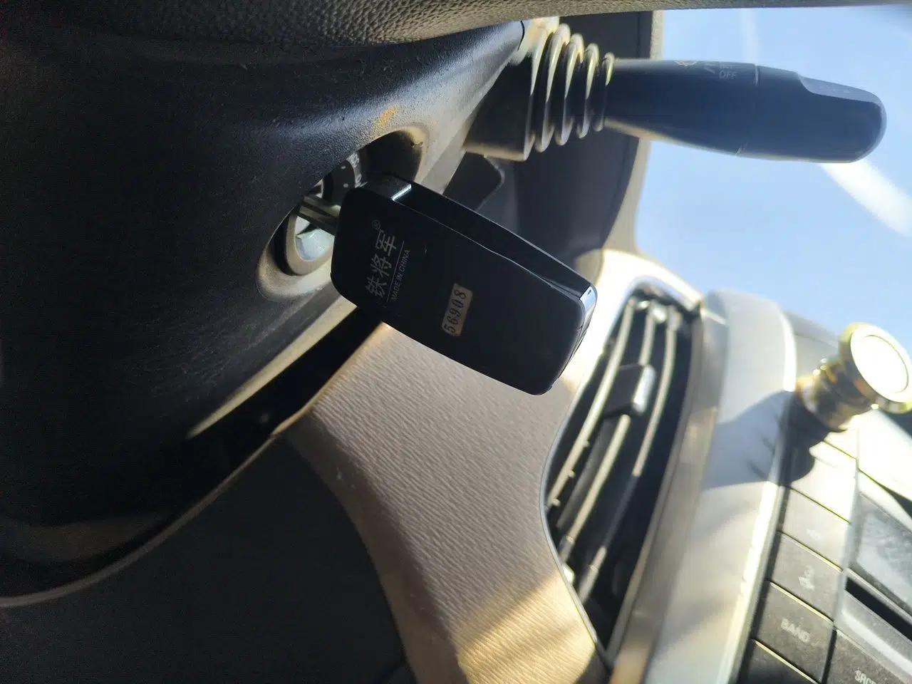 Baojun 630 2013 1.5L manual standard version — миниатюра 9
