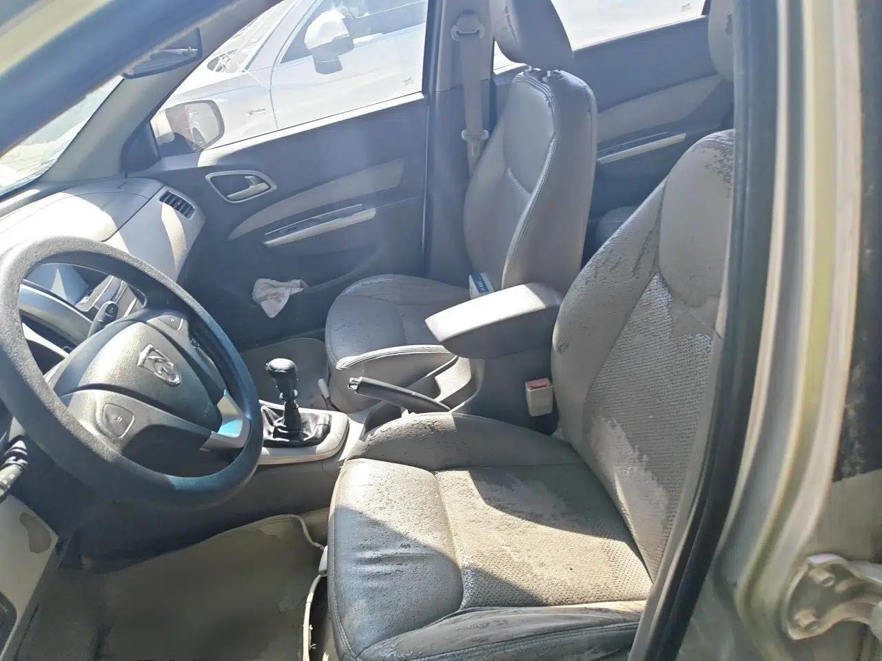 Baojun 630 2011 1.5L manual standard version — миниатюра 16