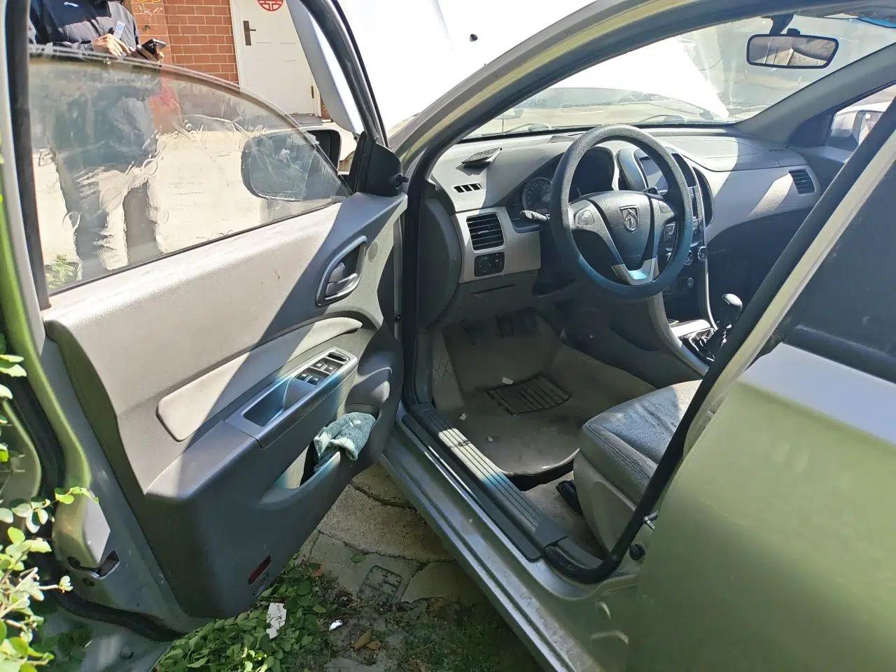 Baojun 630 2011 1.5L manual standard version — миниатюра 17